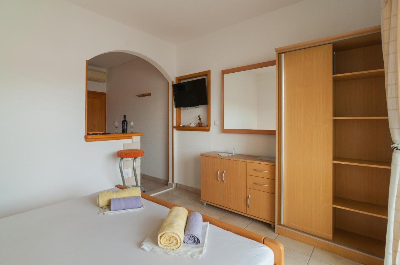 Apartments Molo Mare Hvar Town Exterior foto