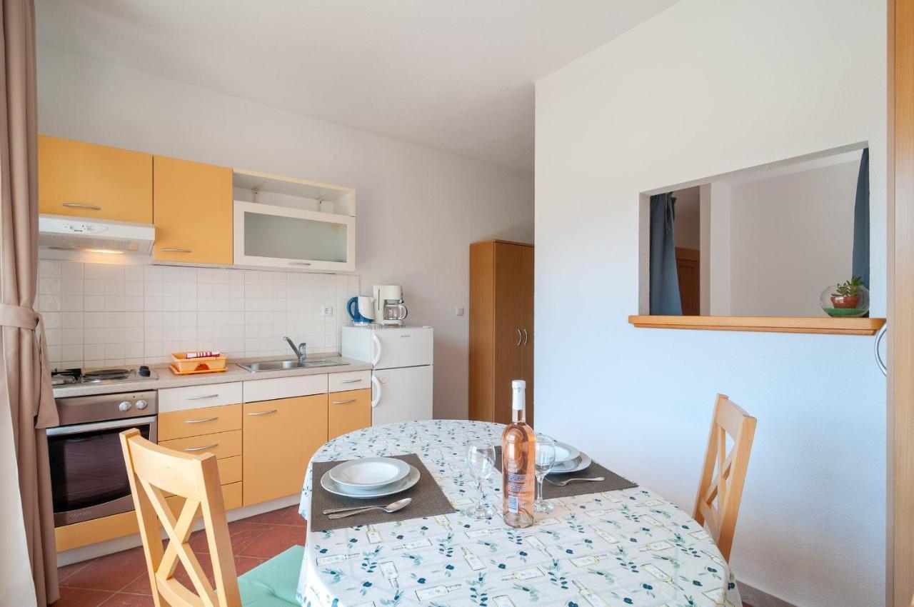 Apartments Molo Mare Hvar Town Exterior foto