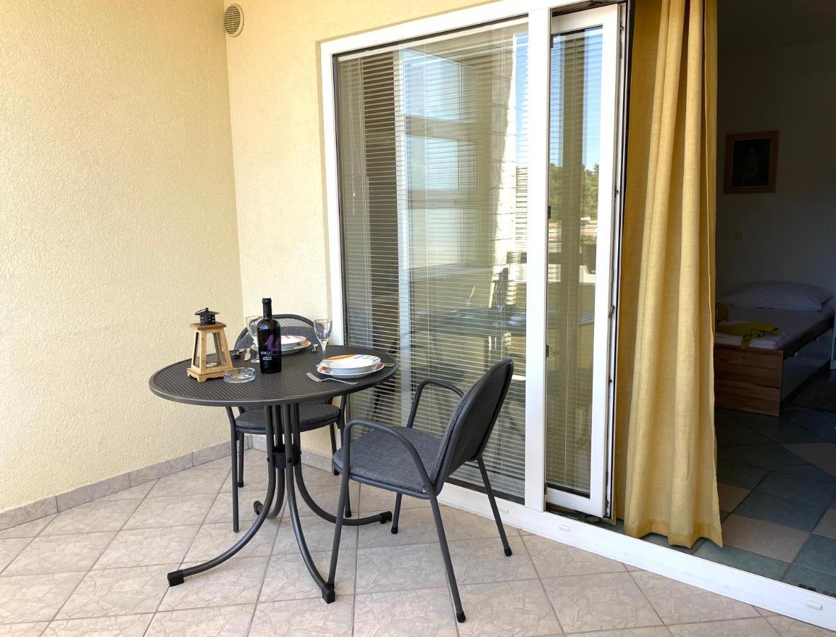 Apartments Molo Mare Hvar Town Exterior foto