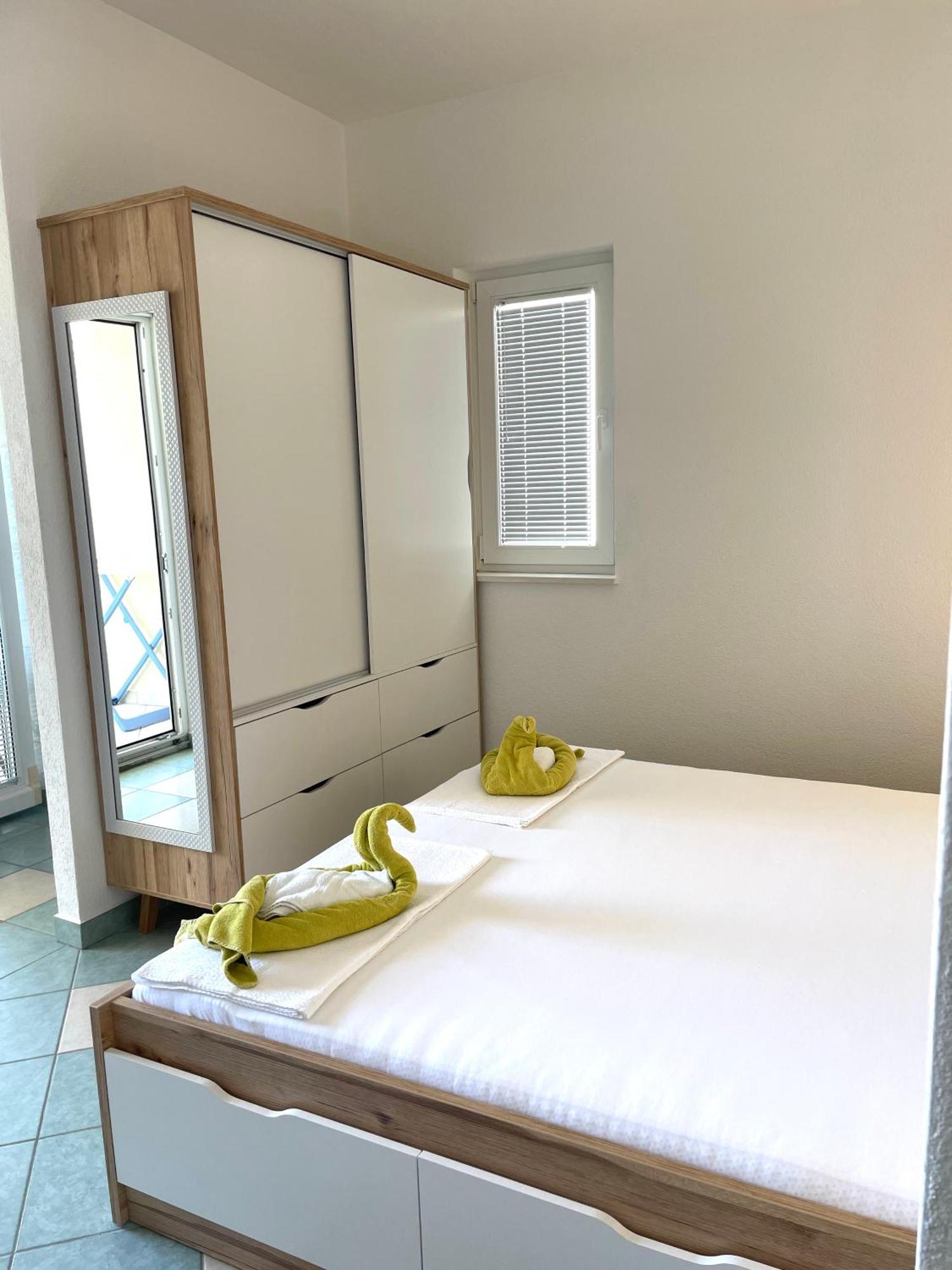 Apartments Molo Mare Hvar Town Zimmer foto